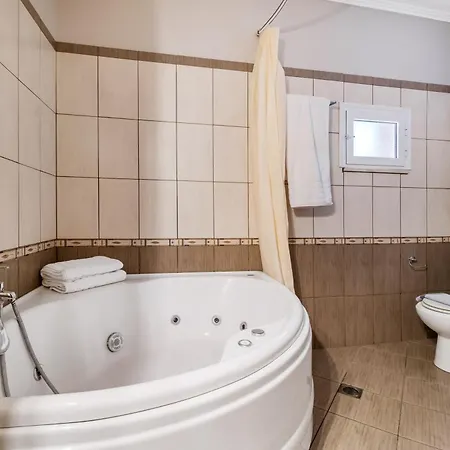 Goudis Evelyn Villa *