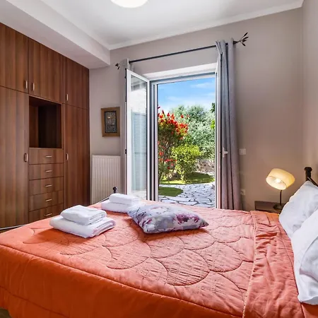Goudis Evelyn Villa Tsoukaládhes